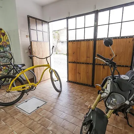 Pensión Homemoel Local Accomodation Al 3*