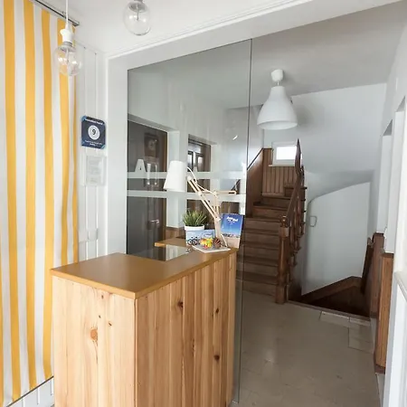 Pensión Homemoel Local Accomodation Al