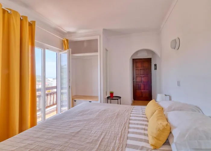 Homemoel Local Accomodation Al