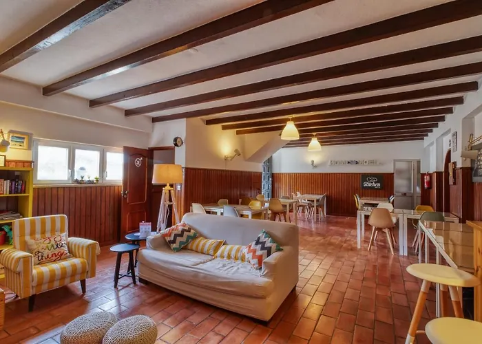 Homemoel Local Accomodation Al 게스트하우스 상페드루 지 모엘