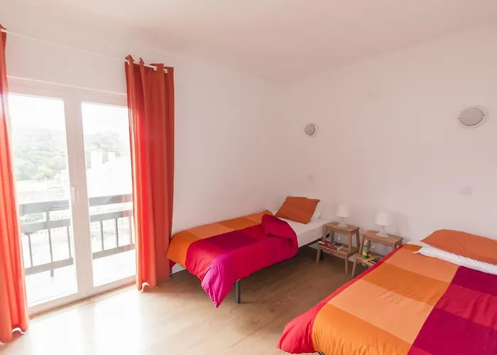 Homemoel Local Accomodation Al 3*