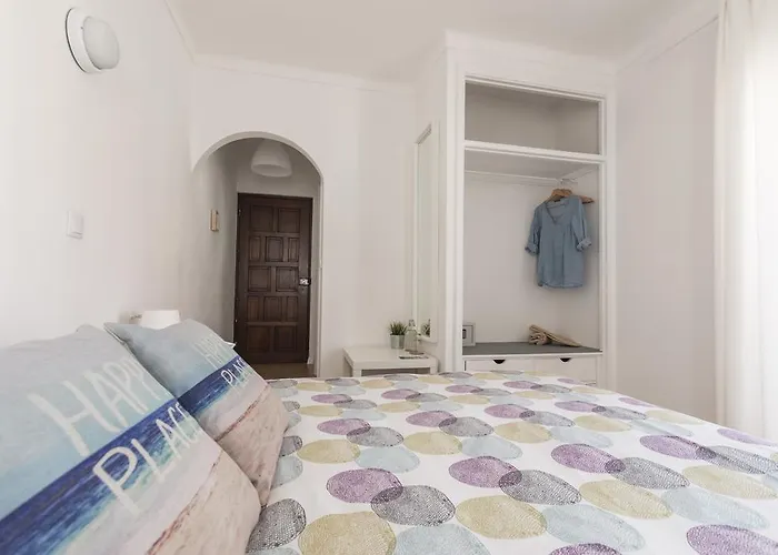 Homemoel Local Accomodation Al