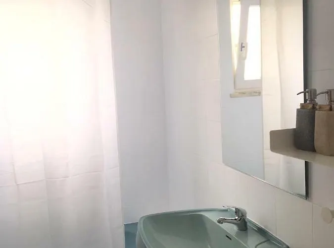 Homemoel Local Accomodation Al 게스트하우스